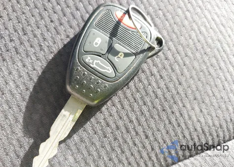 2014 Chrysler 200 Lx z USA, uszkodzony, nr VIN 1C3CCBAB4EN170487